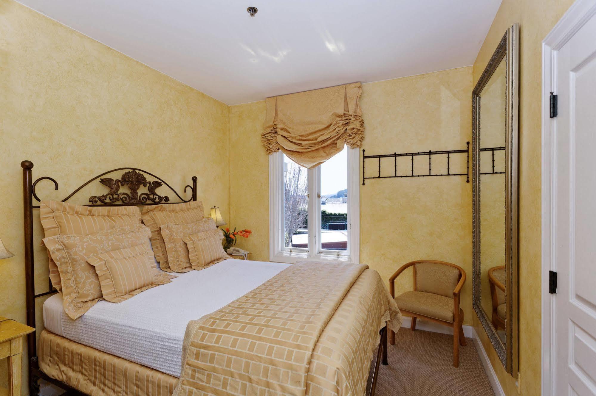 Hotel Sausalito Luaran gambar